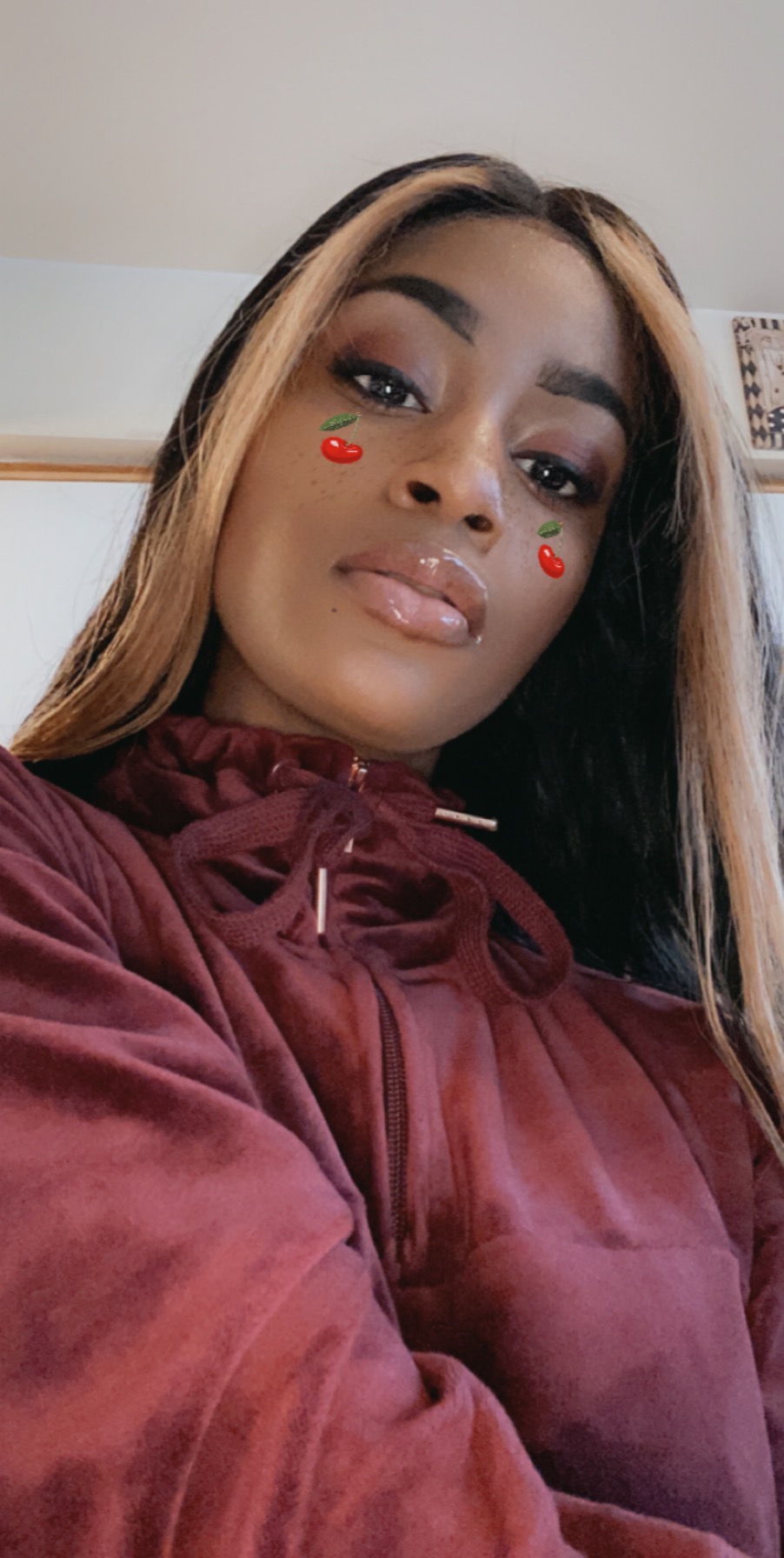Highlight #NA27 Straight And Body Wave Colored Lace Front Wigs With Only One Strand Of #27 Color Hair In Front Highlight #NA27 Straight And Body Wave Colored Lace Front Wigs With Only One Strand Of #27 Color Hair In Front